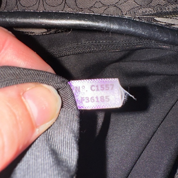 Coach Signature Black Shoulder Tote Bag F36185 - Picture 12 of 12